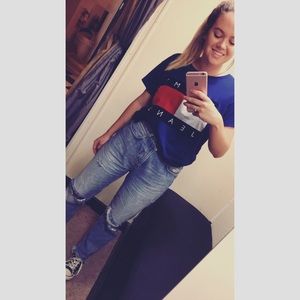 Tommy Jeans navy tee